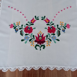Matyó terítő  Matyóföldről 45�90 cm - otthon & életmód - lakástextil - abrosz, terítő - étkezőabrosz - Meska.hu