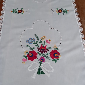 Matyó terítő  Matyóföldről 45�90 cm - otthon & életmód - lakástextil - abrosz, terítő - étkezőabrosz - Meska.hu