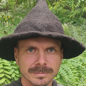 Kézzel készült boszorkány kalap - Meska.hu