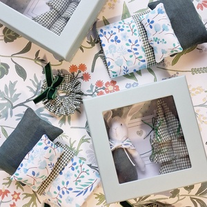 Nyuszis szett - a dobozban a nyuszi mini lakásával - játék & sport - baba & babaház - játékbaba, babakellék - Meska.hu