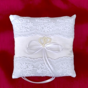 gyűrűtartó párna, Esküvő, Kiegészítők, Gyűrűtartó & Gyűrűpárna, , Az esküvő életünk egyik legszebb és legmeghatározóbb pillanata – egy nap, ahol minden apró részletn..., MESKA