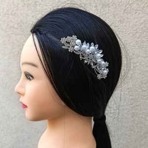 Menyasszonyi fésűs hajdísz - Meska.hu