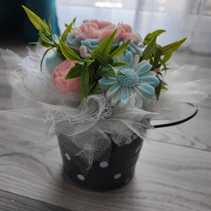 Virágbox pöttyös tartóban - otthon & életmód - gyertya, illat, aroma - illatviasz - Meska.hu