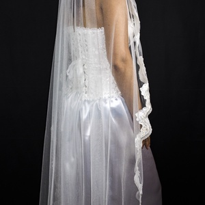 Carmen  - 150 cm ekrü mantilla fátyol - esküvő - kiegészítők - fátyol - Meska.hu