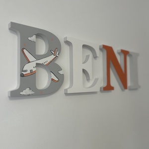 Repülős Bababetű  - baba - mama - babaszoba dekoráció - babanév dekoráció - Meska.hu