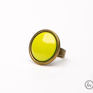  Chartreuse zöld kerek tűzzománc gyűrű, Ékszer, Gyűrű, Kerek gyűrű, Ékszerkészítés, Tűzzománc, MESKA