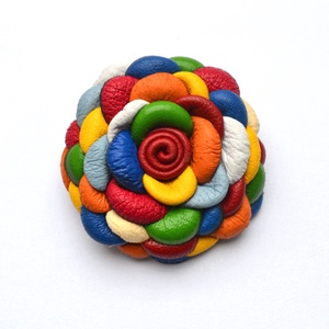 Multicolor Extra-virágkitűző valódi bőrből - ékszer - kitűző és bross - kitűző - Meska.hu