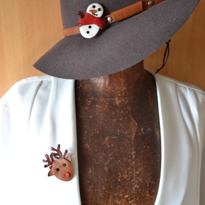 Szarvas-kitűző valódi bőrből  - ékszer - kitűző és bross - Meska.hu Szarvas-kitűző valódi bőrből  - ékszer - kitűző és bross - Meska.hu