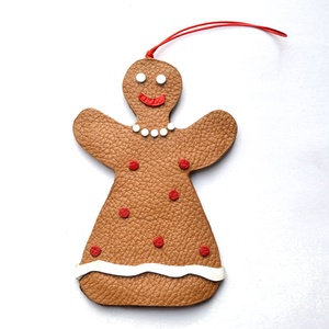 Mézeskalács baba-karácsonyfadísz valódi bőrből - karácsony - karácsonyi lakásdekoráció - karácsonyfadíszek - Meska.hu