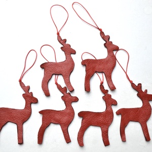 Szarvasok-karácsonyfadísz csomag valódi bőrből - karácsony - karácsonyi lakásdekoráció - karácsonyfadíszek - Meska.hu