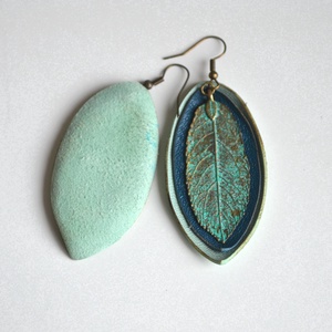 Spirit Turquoise-fülbevaló valódi bőrrel - ékszer - fülbevaló - lógó csepp fülbevaló - Meska.hu