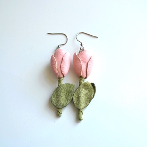 Tulipánok-fülbevaló valódi bőrből  - ékszer - fülbevaló - lógó fülbevaló - Meska.hu