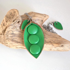 Borsó-extra hosszú nyaklánc valódi bőrrel - ékszer - nyaklánc - hosszú nyaklánc - Meska.hu