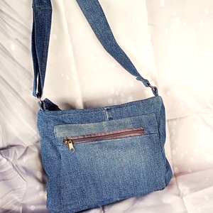 Cipzáros farmer válltáska - táska & tok - kézitáska & válltáska - kézitáska - Meska.hu