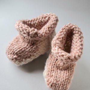 Kötött babacipő - baba - mama - babaruházat - babacipő - Meska.hu