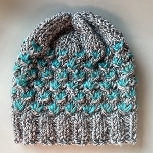 Kézzel kötött sapka - ruha & divat - sál, sapka, kendő - sapka - Meska.hu