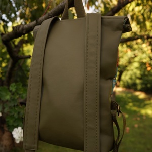 MAY'R méregzöld-mintás roll top táska - táska & tok - hátizsák - roll top hátizsák - Meska.hu