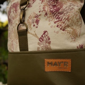 MAY'R méregzöld-mintás roll top táska - táska & tok - hátizsák - roll top hátizsák - Meska.hu