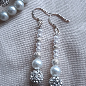 Menyasszonyi fülbevaló, Esküvő, Ékszer, Fülbevaló, Gyöngyfűzés, gyöngyhímzés, MESKA