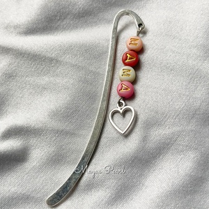 Szivecskés gyöngyös könyvjelző - Mama, Könyv & Zene, Könyvjelző, Gyöngyfűzés, gyöngyhímzés, MESKA