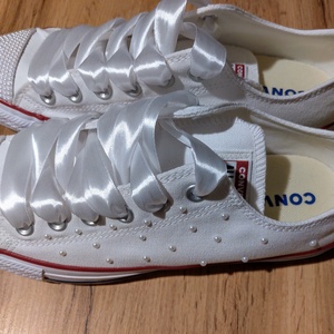 Esküvői menyasszonyi gyöngyös tornacipő  - esküvő - esküvői szett - Meska.hu