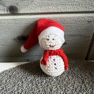 Horgolt karácsonyi hóember - karácsony - adventi díszek - adventi asztaldísz - Meska.hu