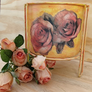 Fém rózs�s vintage kaspó tartóval  - otthon & életmód - virágdekoráció - virágtartó - kaspó - Meska.hu