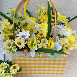 Anyák napi virágtáska , Otthon & Életmód, Virágdekoráció, Virágdíszek, Asztali virágdísz, Virágkötés, MESKA