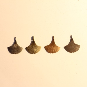 Ginko biloba alakú medál - Meska.hu