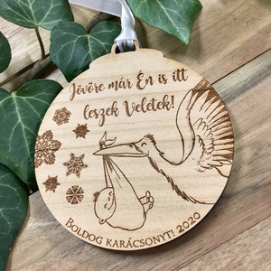  Bababejelentő karácsonyfadísz, tömör cseresznyefából , Karácsony, Karácsonyi lakásdekoráció, Karácsonyfadíszek, Famegmunkálás, Gravírozás, pirográfia, MESKA