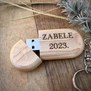 Gravírozott fa pendrive 8GB - Meska.hu