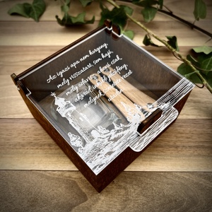 Szülőköszöntő ajándék szett díszdobozban világítótorony grafikával, Esküvő, Emlék & Ajándék, Szülőköszöntő ajándék, Gravírozás, pirográfia, MESKA