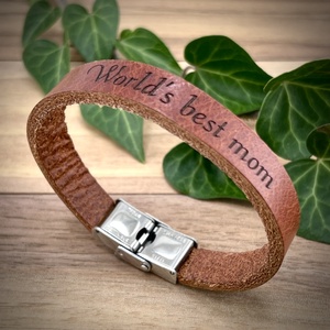 Bőr karkötő fekete vagy barna színben, Ékszer, Karkötő, Névre szóló karkötő, Gravírozás, pirográfia, MESKA