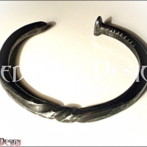 MeddeDesign Kovácsoltvas Férfi Karperec Ács -  - Meska.hu