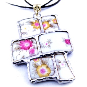 BrokenPieces Porcelán nyakék tavaszi virágmintával, ezüst színben, Ékszer, Nyaklánc, Medálos nyaklánc, Ékszerkészítés, MESKA