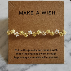 Cikkcakk virágos karkötő  - Meska.hu