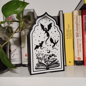 Fourth Wing által inspirált könyvtámasz (book nook) - otthon & életmód - dekoráció - asztal és polc dekoráció - könyvtámasz - Meska.hu