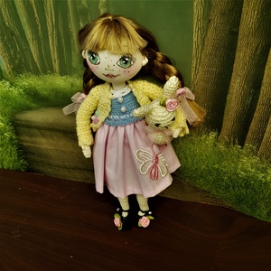 Zsuzsu baba a kis rózsaszín szoknyás - játék & sport - baba & babaház - öltöztethető baba - Meska.hu