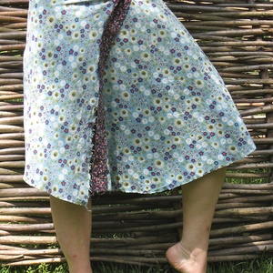 Kék virágos szoknya - ruha & divat - női ruha - szoknya - Meska.hu