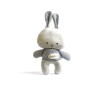 Névre szóló nyúl nyuszi játék játékfigura állatfigura plüss szürke kék fehér csíkos -  - Meska.hu