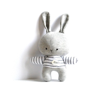 Névre szóló plüss Nyúl Nyuszi Fekete Fehér Játék Plüssjáték Plüss figura Csíkos - játék & sport - plüssállat & játékfigura - nyuszi - Meska.hu