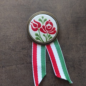 Kokárda - ékszer - kitűző és bross - Meska.hu