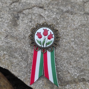 Kokárda  - ékszer - kitűző és bross - Meska.hu