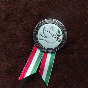 Kokárda, Ékszer, Kitűző és Bross, Fémmegmunkálás, Tűzzománc, MESKA