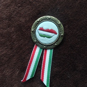 Kokárda, Ékszer, Kitűző és Bross, Fémmegmunkálás, Tűzzománc, MESKA