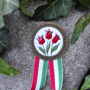 Tűzzománc kitűző - ékszer - kitűző és bross - Meska.hu