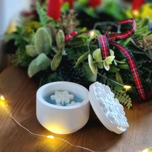 Hópihés kerámia mécsestartó - karácsony - karácsonyi lakásdekoráció - karácsonyi illatgyertya, mécses - Meska.hu