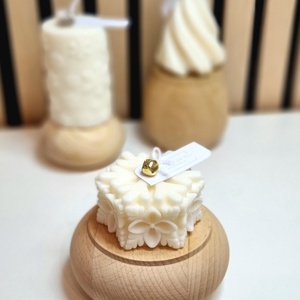 Hópihe formagyertya, Karácsony, Karácsonyi lakásdekoráció, Karácsonyi illatgyertya, mécses, Gyertya-, mécseskészítés, MESKA