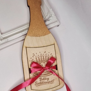 Pezsgős üveg formájú pénzátadó, Otthon & Életmód, Papír, írószer, Ajándékozás kellékei, Pénzátadó doboz, Famegmunkálás, MESKA