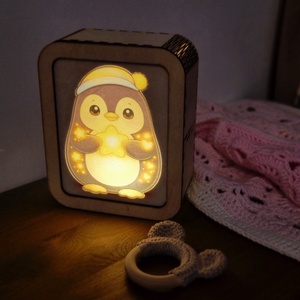 Pingvines éjjelilámpa babaszobába � natúr fa kivitelben - Meska.hu